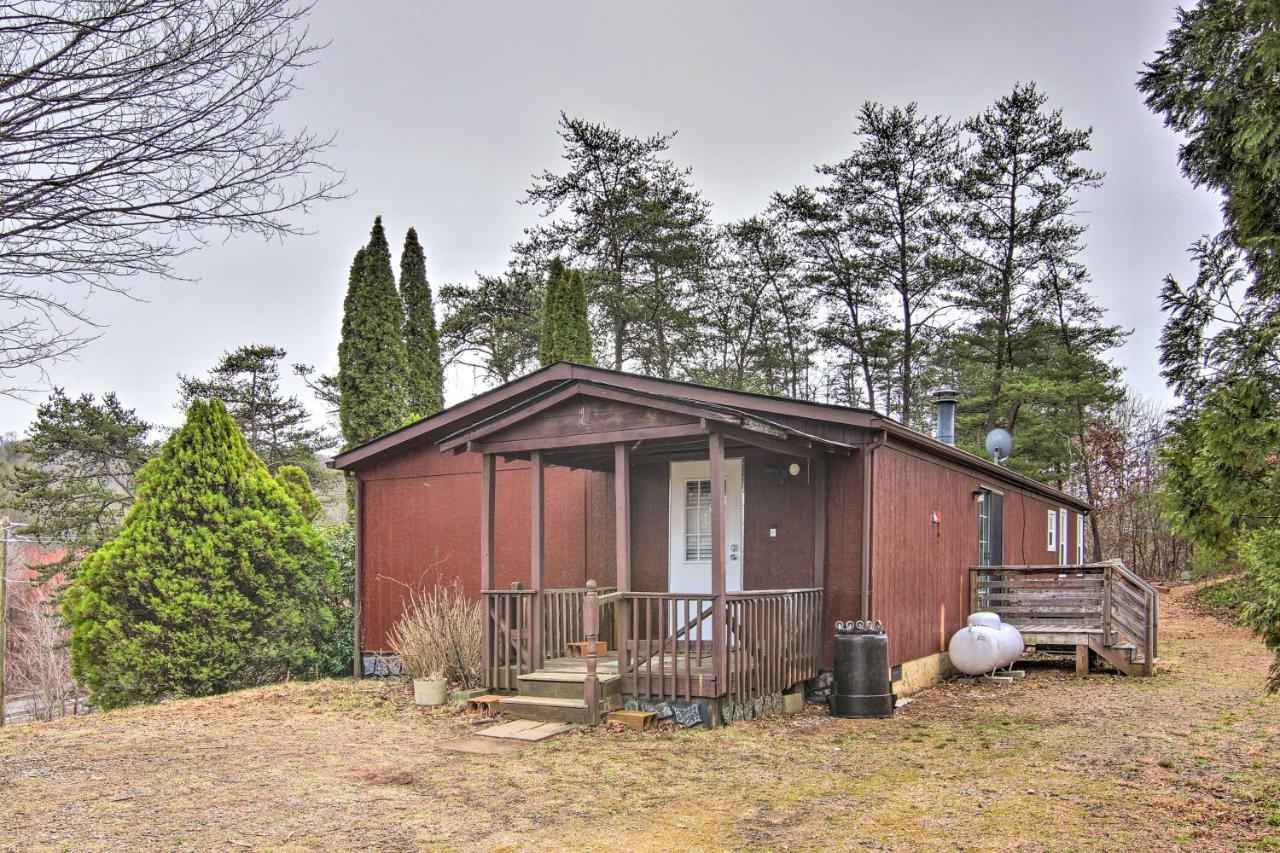 Cozy Asheville Cottage With Grill And Fire Pit! Exterior foto
